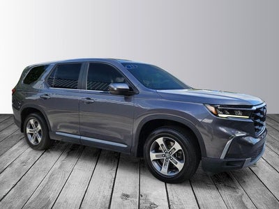 2023 Honda Pilot EX-L 7 Passenger