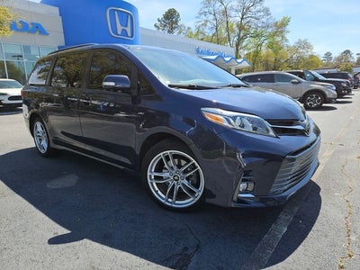 2018 Toyota Sienna 7 Passenger