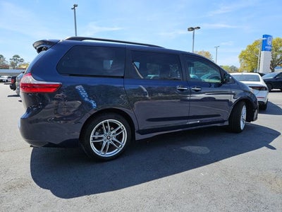 2018 Toyota Sienna 7 Passenger