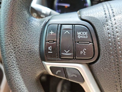 2017 Toyota Highlander LE