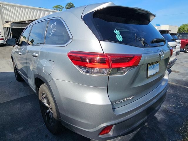 2017 Toyota Highlander LE