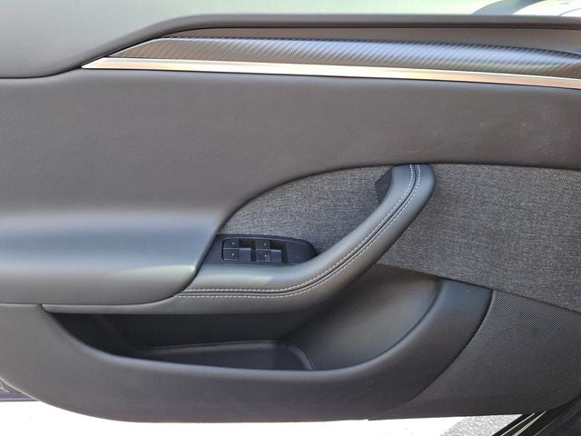 2022 Tesla Model S Plaid