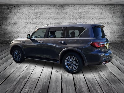 2024 INFINITI QX80 LUXE