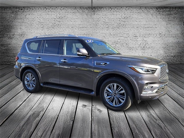 2024 INFINITI QX80 LUXE