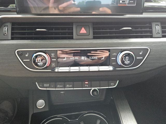 2021 Audi A4 40 Premium quattro