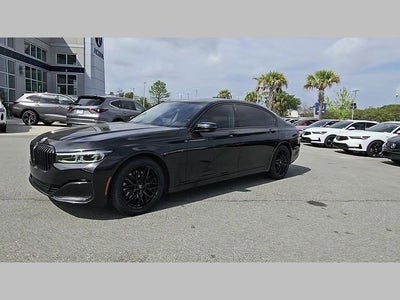 2022 BMW 7 Series 740i