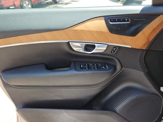 2023 Volvo XC90 B6 Plus 7-Seater