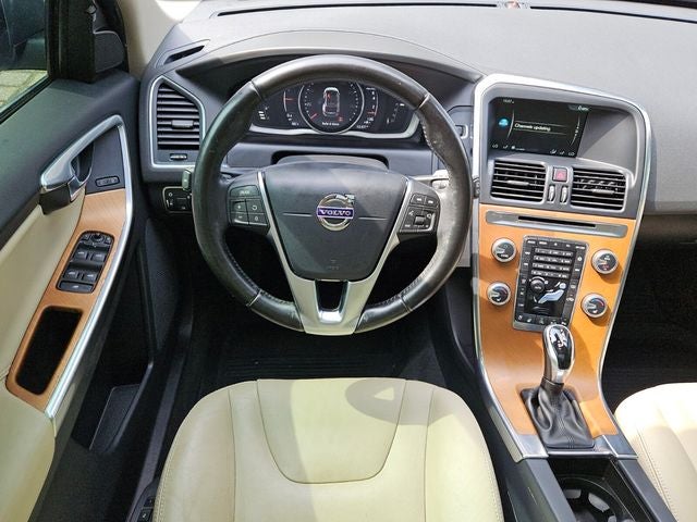 2017 Volvo XC60 T6 Inscription