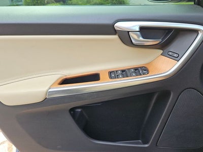 2017 Volvo XC60 T6 Inscription