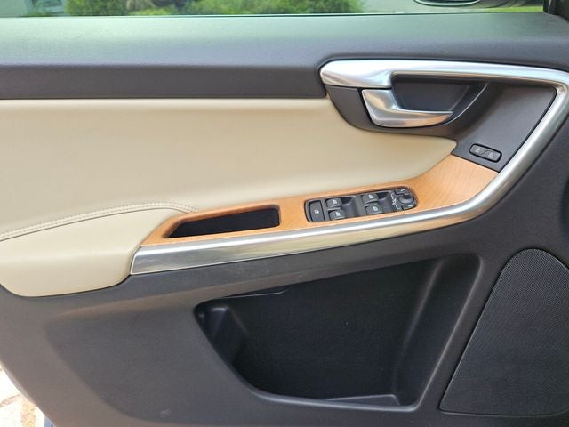 2017 Volvo XC60 T6 Inscription